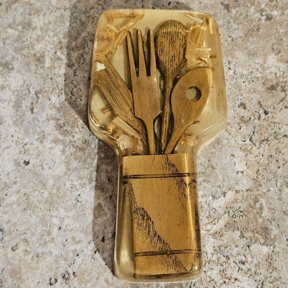 Vintage 1970s Acrylic Resin Spoon Rest With Embedded Wooden Spoon Fork  Spatula - Picture 1 of 8
